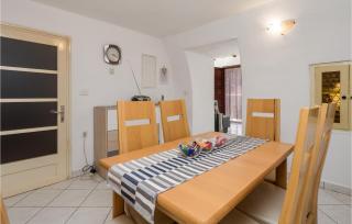 Stunning Home In Moscenicka Draga - 8
