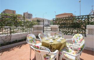 3 Bedroom Cozy Home In Santa Pola - 1