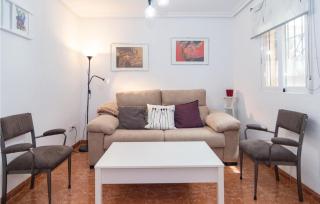 Lovely Apartment In Córdoba With Wifi - 2