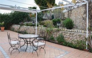 3 Bedroom Beautiful Home In Oliva - Oliva - 1