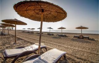 Amazing Apartment In Los Narejos - 2