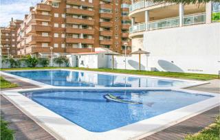 Gorgeous Apartment In Oropesa Del Mar - 4