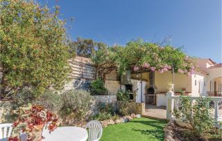 3 Bedroom Awesome Home In Corumbela - Corumbela - 5