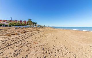 3 Bedroom Beautiful Apartment In Denia - Denia - 2