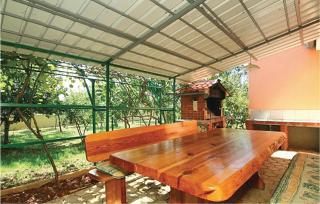 Apartment Zbandaj Zbandaj Ii - 1