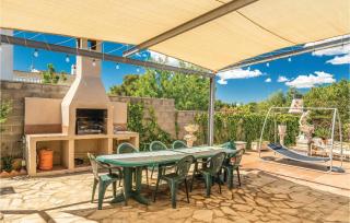 5 Bedroom Stunning Home In Roda De Berà - 7