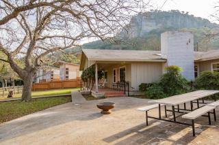 Seven Bluff Cabins - Concan - 2