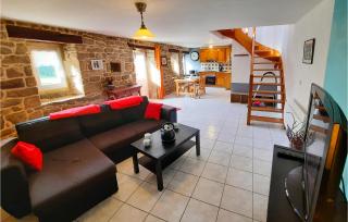 Two-Bedroom Holiday Home In Plouhinec - Plouhinec - 6