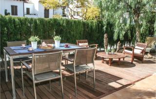 3 Bedroom Nice Apartment In Alcossebre - 8