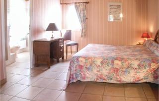 Three-Bedroom Holiday Home In La Tranche Sur Mer - 2