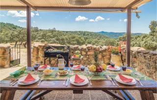 Gorgeous Home In Villaviciosa De Córdo - 8