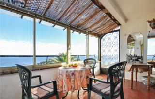 Awesome Home In Roquebrune-Sur-Argens - Saint-Peïre-sur-Mer - 9