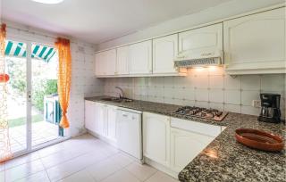 Nice Home In Sant Feliu De Guíxols - Sant Feliu de Guíxols - 4