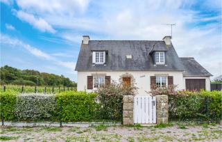 Lovely Home In Sables D'or Les Pins - 1