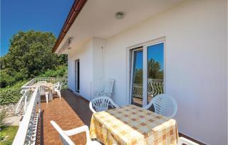2 Bedroom Awesome Apartment In Rab - Rab - 3