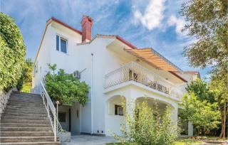 2 Bedroom Awesome Apartment In Rab - Rab - 1