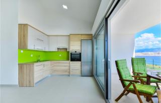 2 Bedroom Beautiful Apartment In Pag - 9