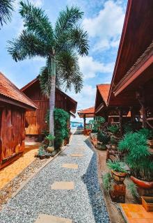 Homebeach Resort เกาะล้าน - Ko Larn - 0
