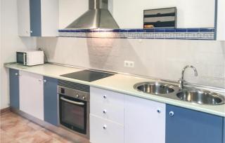 6 Bedroom Beautiful Home In La Azohia - 9