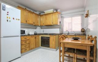 2 Bedroom Cozy Apartment In Santa Pola - Santa Pola - 6