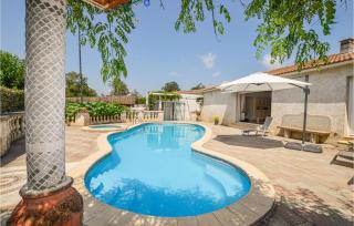 Gorgeous Home In Aleria - 0