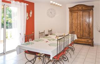 Awesome Home In Montignargues - 1