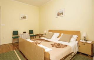 Beautiful Apartment In Lovran With Wifi - 9