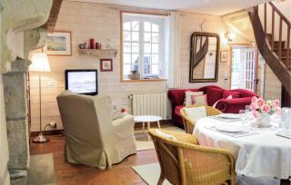 Nice Home In Auxais With Kitchenette - 5