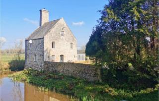 Nice Home In Auxais With Kitchenette - 1