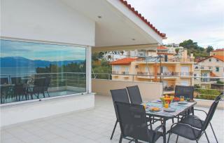 3 Bedroom Lovely Home In Chalkida - Calcide - 2
