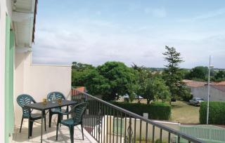 Lovely Apartment In Vaux Sur Mer - Vaux-sur-Mer - 8