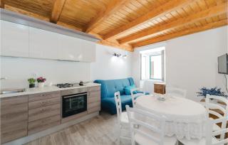 Awesome Home In Pag With Wifi - 4