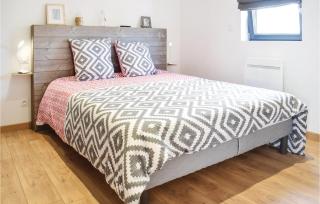 Gorgeous Home In Créances With Wifi - Créances - 5