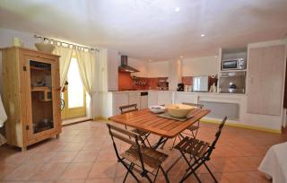 1 Bedroom Lovely Home In Viens - Viens - 4