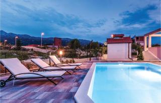 Stunning Home In Dugopolje - Dugopolje - 2