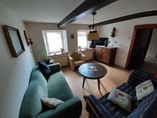 Beautiful holiday home with terrace - - 2