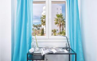 Lovely Apartment In Calahonda - Sitio de Calahonda - 1