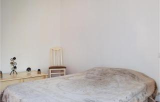 2 Bedroom Amazing Apartment In Furiani - 6