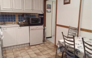 Nice Apartment In La Tranche Sur Mer - 4