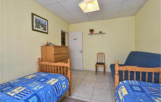 Nice Apartment In La Tranche Sur Mer - 2