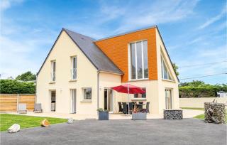 Gorgeous Home In St,germain-Ay-Plage - Saint-Germain-sur-Ay - 0