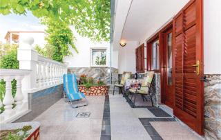 Gorgeous Apartment In Crikvenica - Crikvenica - 7