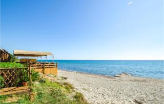 1 Bedroom Amazing Apartment In Prunete - Prunete - 2