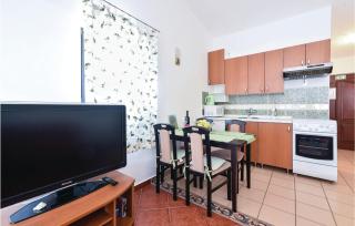 Amazing Apartment In Mandre With Wifi - Mandre - 7