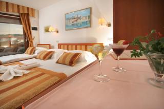 Hotel Trogirski Dvori - Trogir - 7
