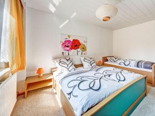 Cozy Apartment Near Trails - 3
