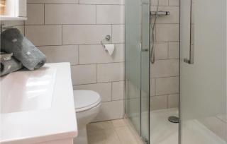 Gorgeous Apartment In Torrevieja - Torrevieja - 5