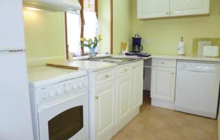 3 Bedroom Cozy Home In Brucheville - Brucheville - 7