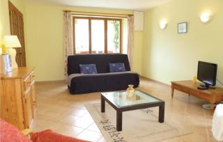 3 Bedroom Cozy Home In Brucheville - Brucheville - 6