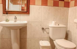 4 Bedroom Amazing Home In Albacete - 3